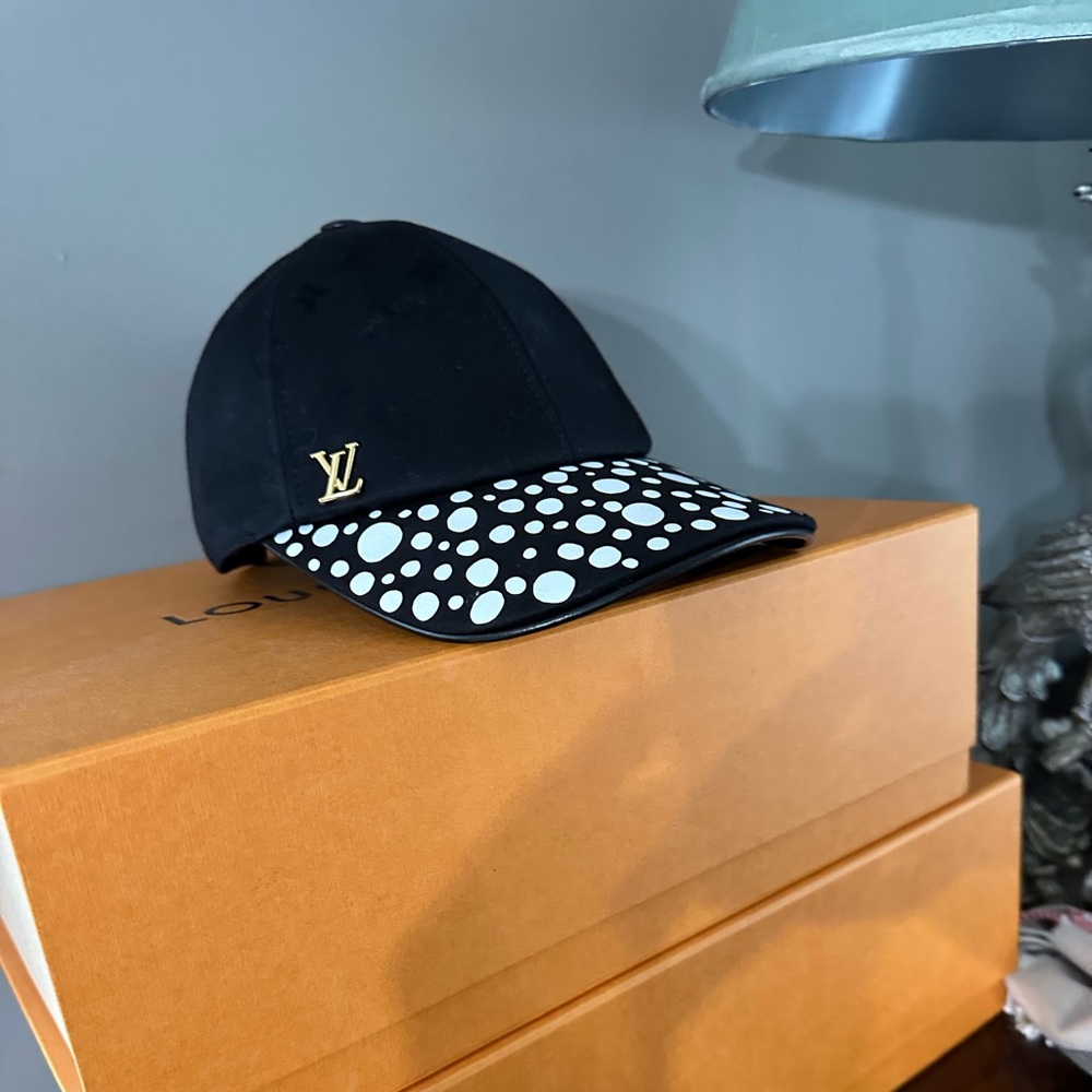 Female Louis Vuitton baseball cap